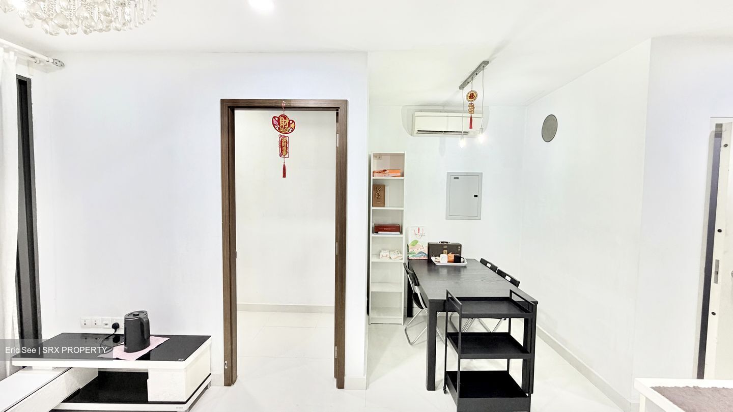 Smart Suites (D14), Apartment #589368061